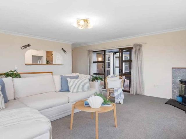 House for rent in Whangaparaoa, Oroua County