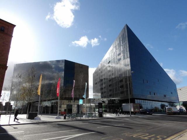 Apartment for rent in Waterfront, Calderstones