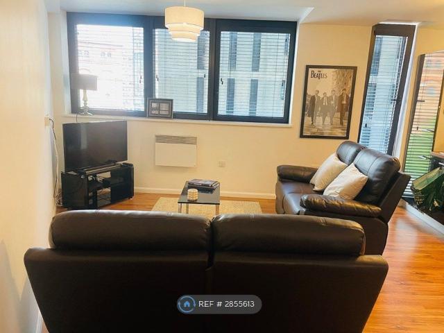 Apartment for rent in Waterfront, Calderstones
