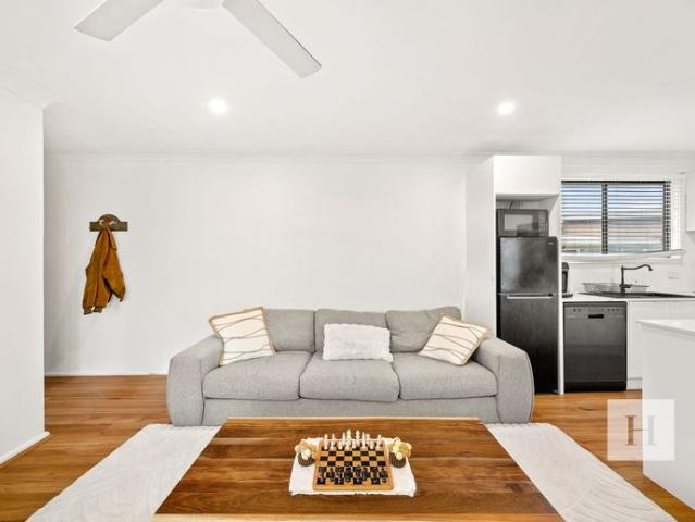 House for rent in Mannering Park, New South Wales