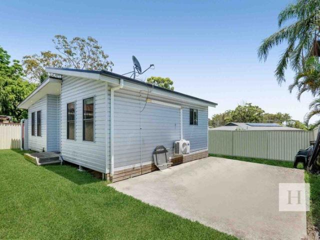 House for rent in Mannering Park, New South Wales
