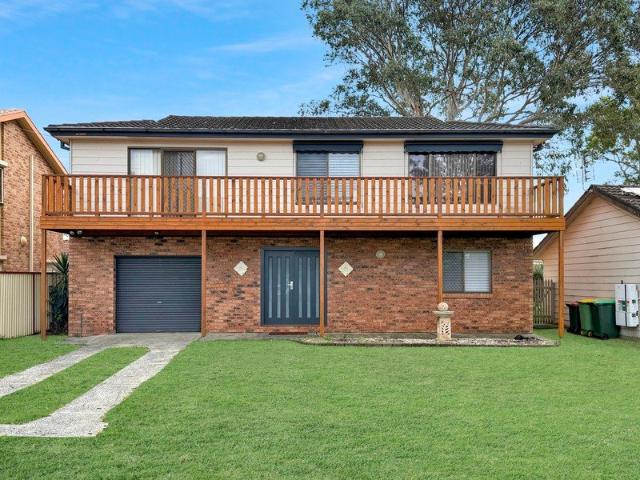 House for rent in Mannering Park, New South Wales