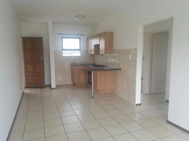 Apartment for sale in Parklands Estate, City of Ekurhuleni Metropolitan Municipality