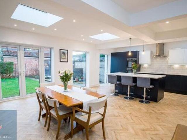 House for sale in Hoole, Chester