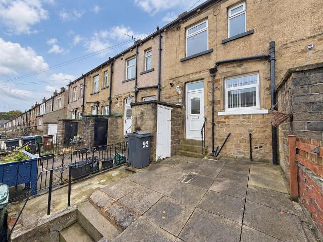 House for rent in Bracken Bank, Bradford