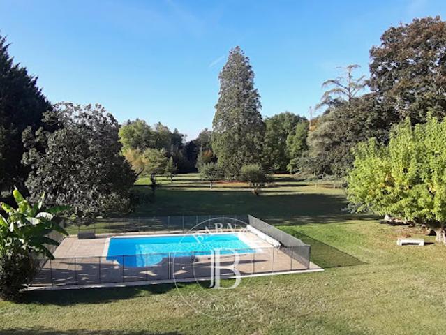 Château vente à Poitiers