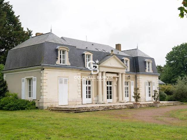 Château vente à France métropolitaine, Parigné-l'evêque