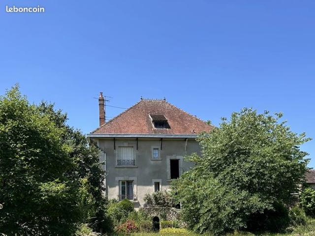Maison vente à Guéret, Crozant