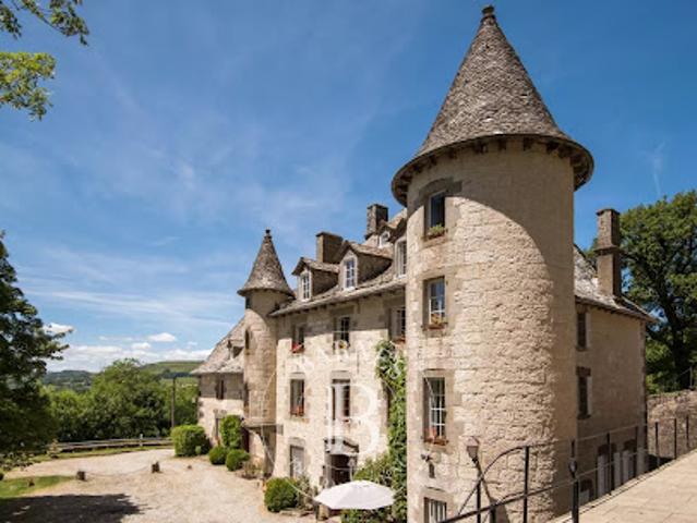 Château vente à Aurillac