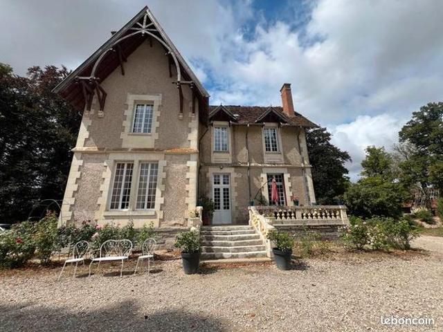 Maison vente à Saint-Amand-Montrond, Arcomps
