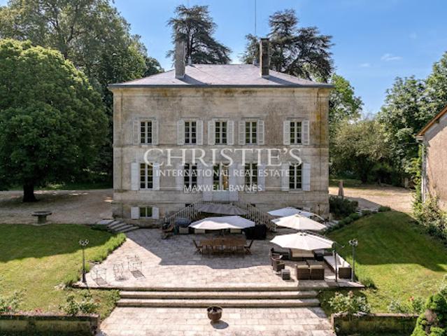 Château vente à Nontron, Brantôme