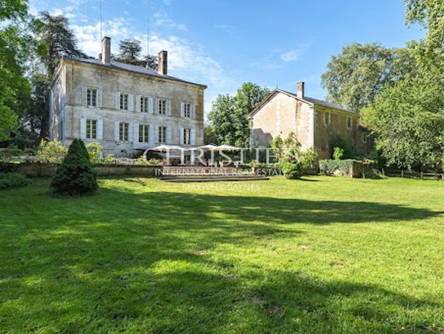 Château vente à Nontron, Brantôme