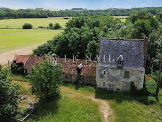 Château vente à France métropolitaine, La Chartre-sur-le-loir