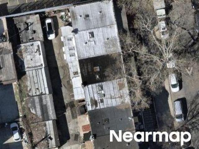 House for sale in The Bronx, Arverne