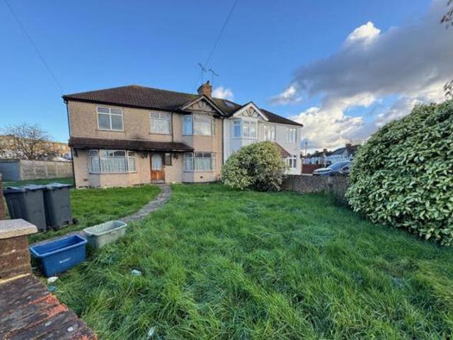 House for sale in London Borough of Hounslow, Cat Hill