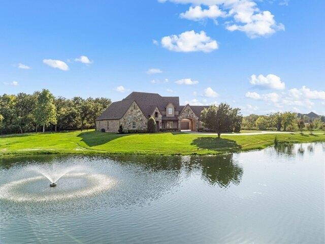 House for sale in Argyle, Texas