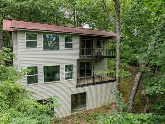 House for sale in Hayesville