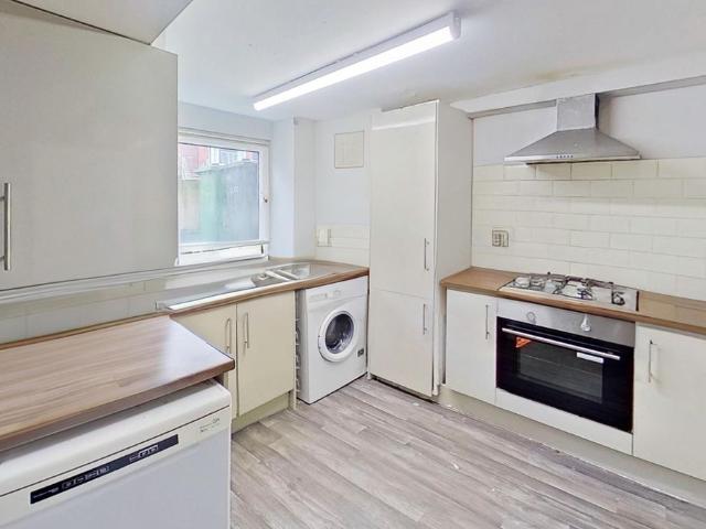 House for rent in Hyde Park, West Yorkshire