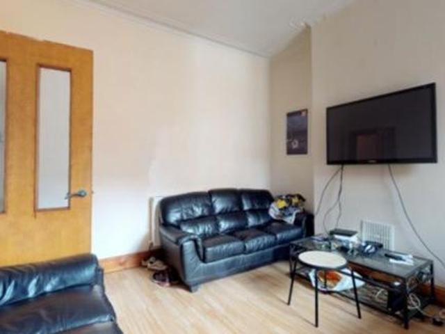 House for rent in Headingley Hill, Leeds