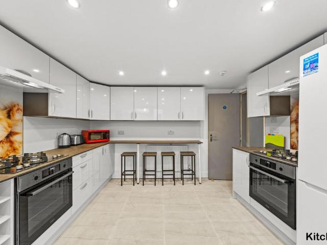 House for rent in Headingley Hill, Leeds
