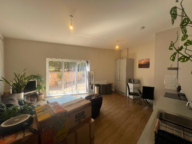 Apartment for rent in Old Malden, Greater London