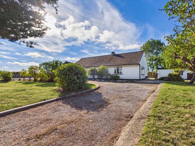House for rent in Hatherley, Cheltenham