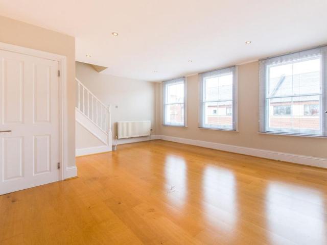 Apartment for rent in Holloway, Greater London