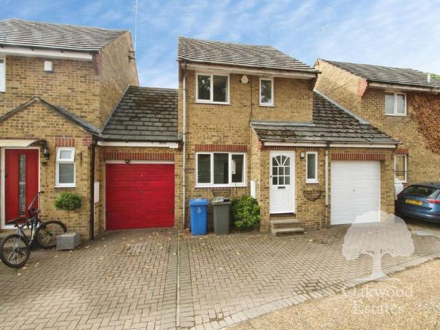 House for rent in Datchet