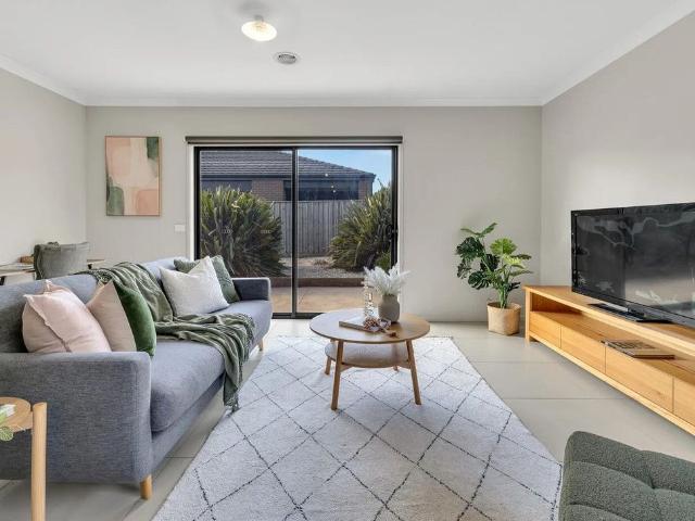 Room for rent in Camerons Creek, Victoria