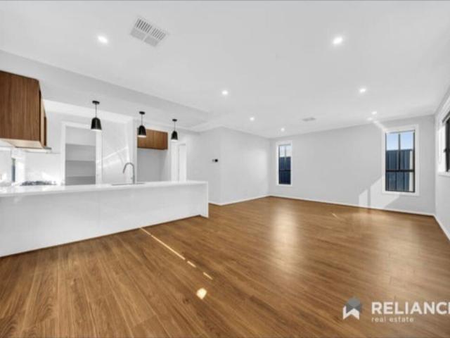 Room for rent in Camerons Creek, Victoria