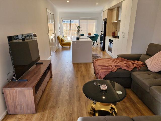 Room for rent in Camerons Creek, Victoria
