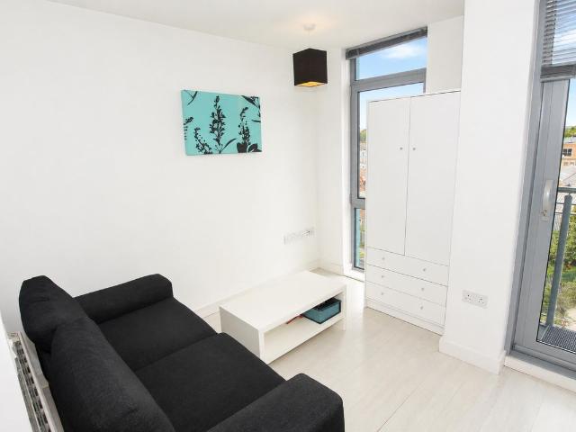 Apartment for rent in Holbeck, West Yorkshire