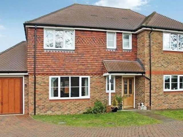 House for rent in World's End, Perryfields
