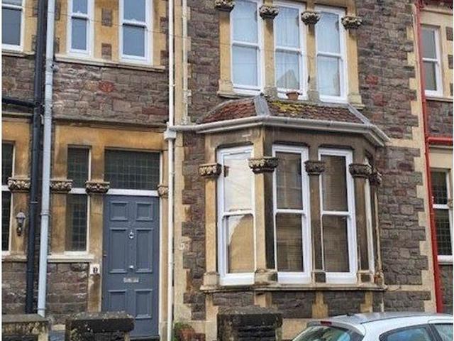 Studio for rent in Westbury Park, Bristol