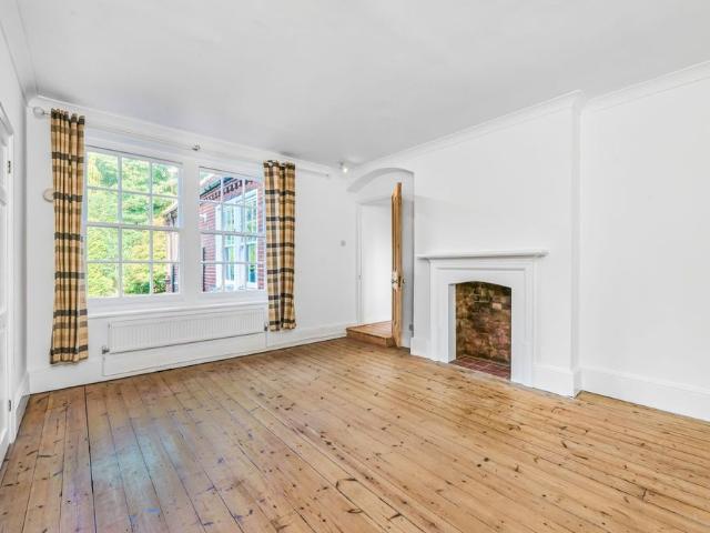 Apartment for rent in Chislehurst, Isle Of Man