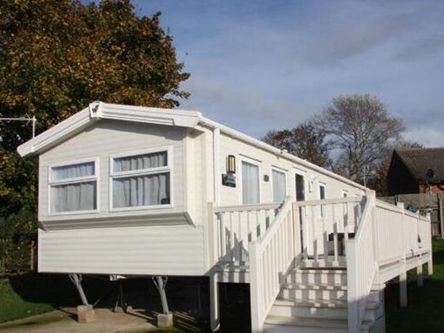 House for sale in Hunstanton, Brookville