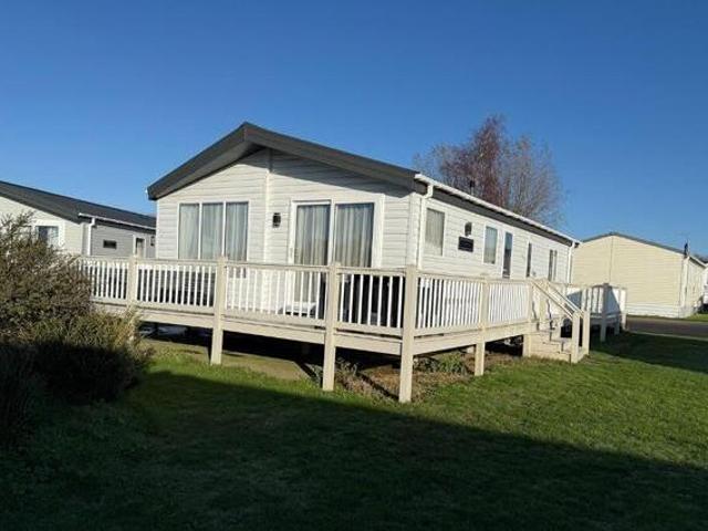 House for sale in Hunstanton, Brookville