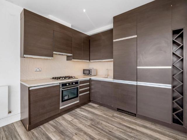 Apartment for rent in Harlesden, Greater London
