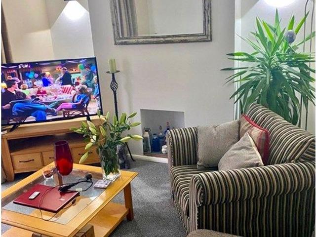 Apartment for rent in Stone, Baswich