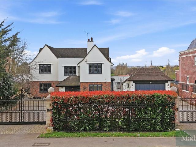 House for rent in Chigwell, Epping