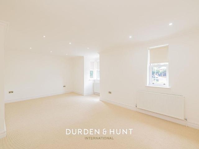 Apartment for rent in Chigwell, Epping
