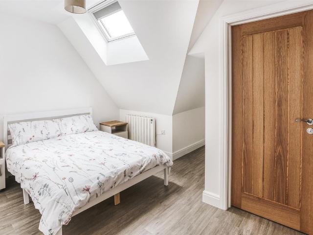 Apartment for rent in California, Littleover