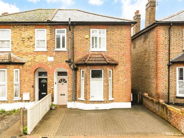 House for rent in North Sheen, Greater London