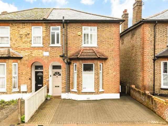 House for rent in North Sheen, Greater London