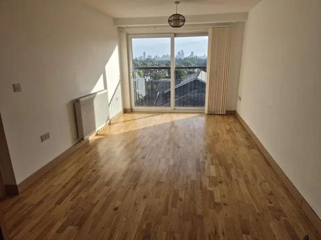Apartment for rent in Wallington, Greater London