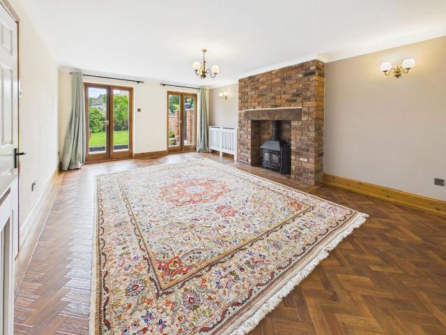 Apartment for rent in Kingsditch, Cheltenham