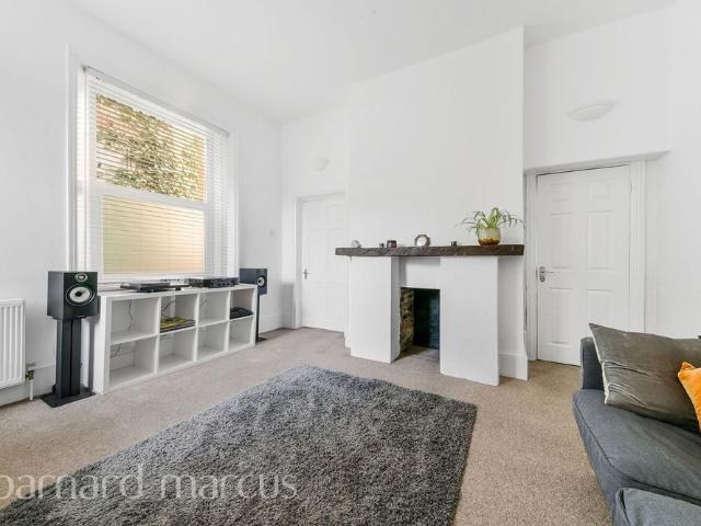 Apartment for rent in Wallington, Greater London