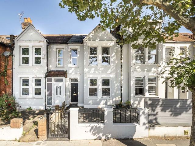 Apartment for rent in West Ealing, Greater London