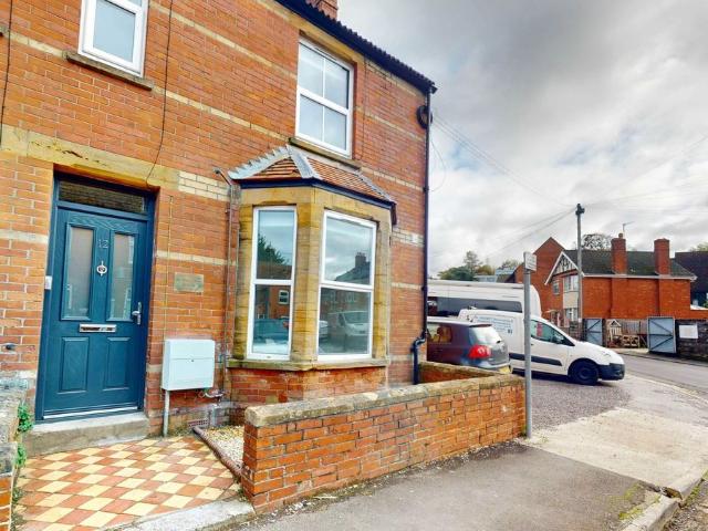 Room for rent in Yeovil, Somerset