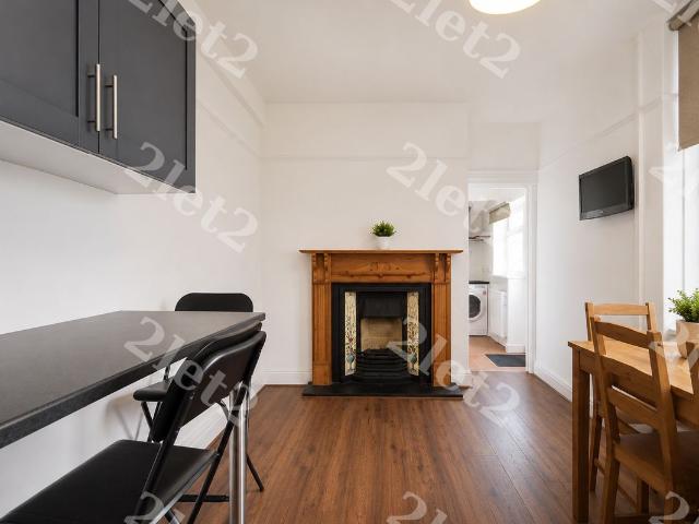 House for rent in The Colonies, Cardiff